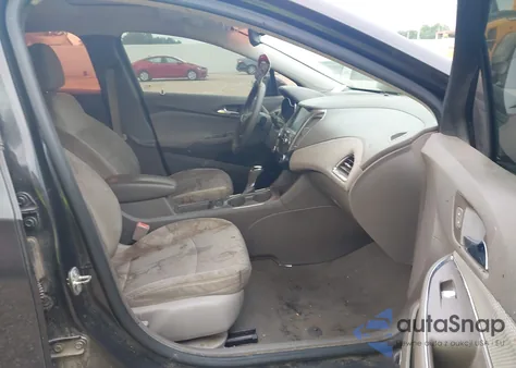 2017 Chevrolet Cruze Lt Auto z USA, uszkodzony, nr VIN 1G1BE5SM4H7114585